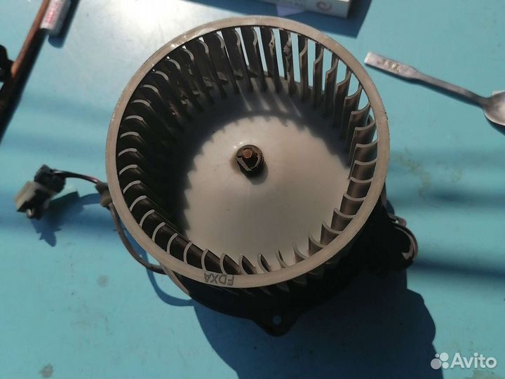 Хендай i30 моторчик отопителя