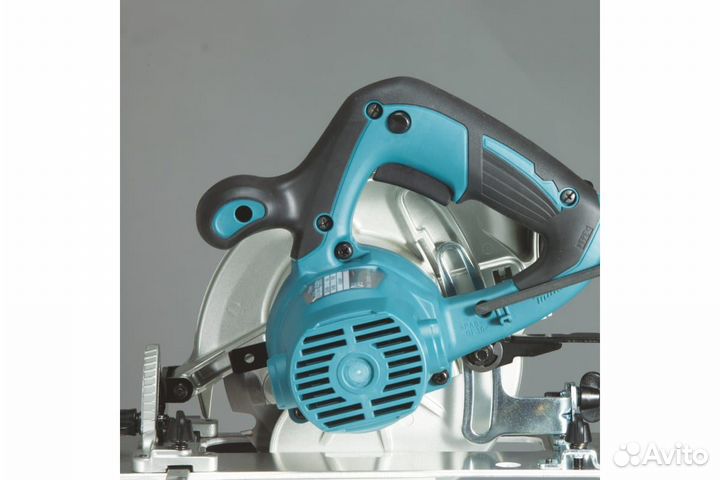 Дисковая пила Makita HS6601