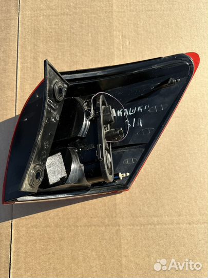 Фонарь задний левый Nissan Qashqai j10