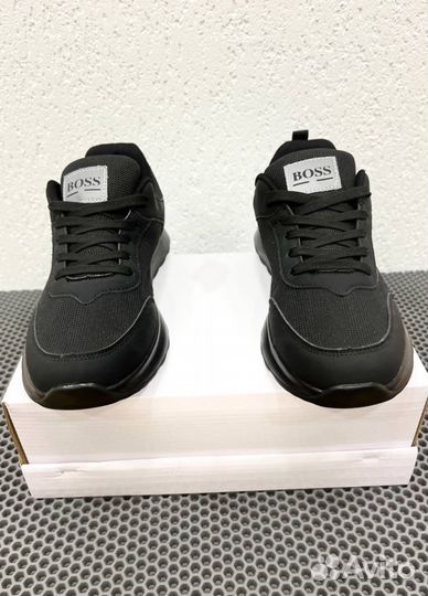 Кроссовки Boss комфортные