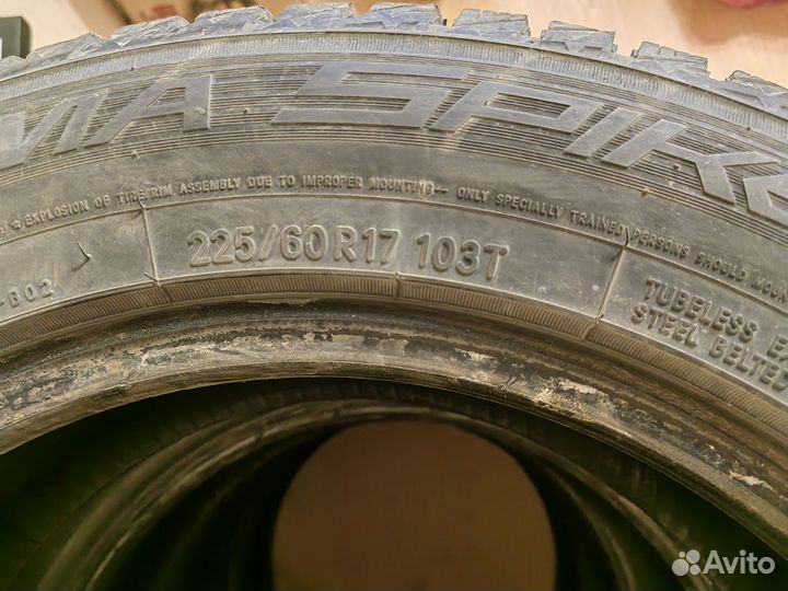 Nitto Therma Spike 225/60 R17 103T