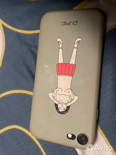Телефон iPhone se 2020