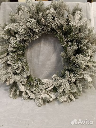 Елка-пальма, венки и елки Goodwil