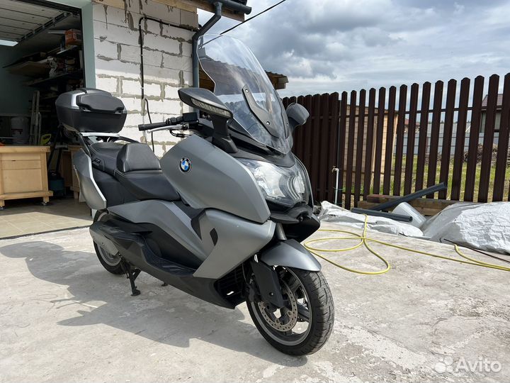 BMW C650GT