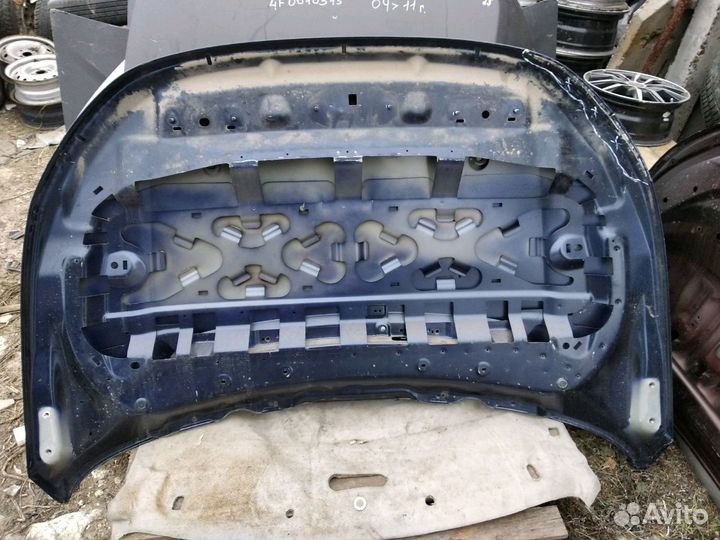 Капот Land Rover Discovery