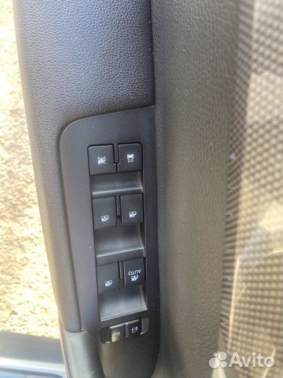 Chevrolet Captiva 2.4 AT, 2012, 152 000 км