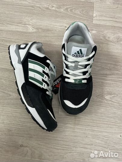 Adidas torsion