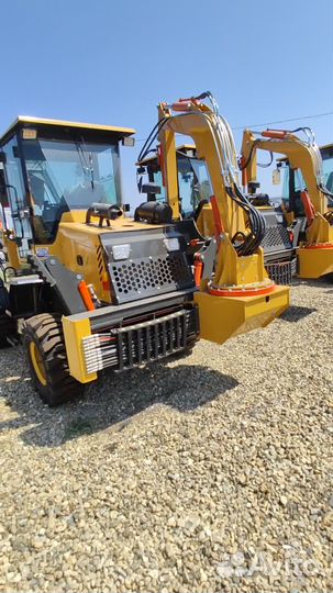 Экскаватор-погрузчик XCMG WZ30-25, 2023