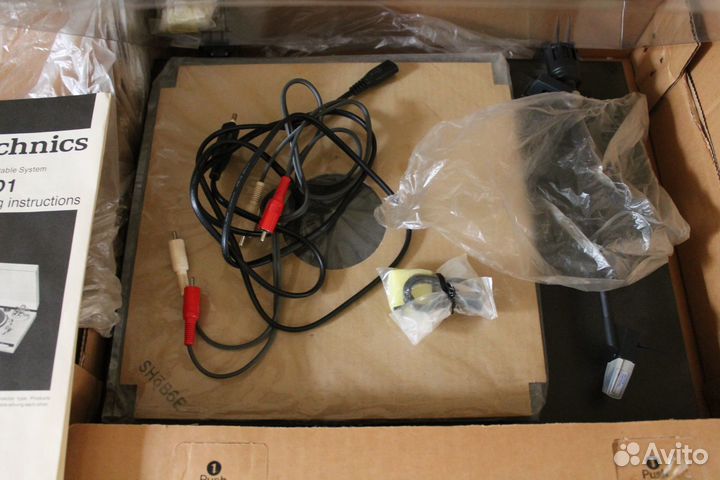 Проигрыватель винила Technics,Philips