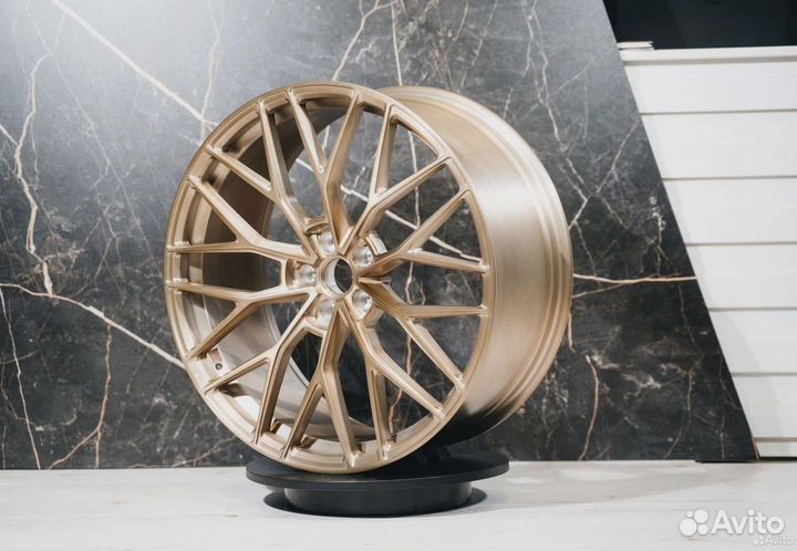 Кованые диски R22