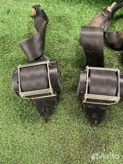 Ремни безопасности задние Nissan Primera p12