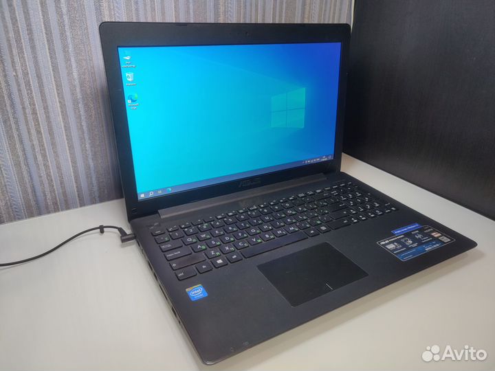 Ноутбук Asus X553M