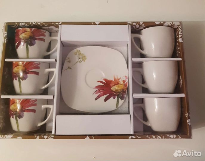 Сервиз чайный новый в коробке