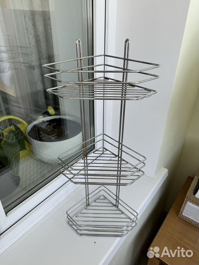 Угловая полка в ванную