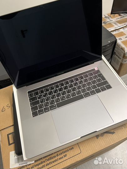 Продам ноутбуки (apple, acer)