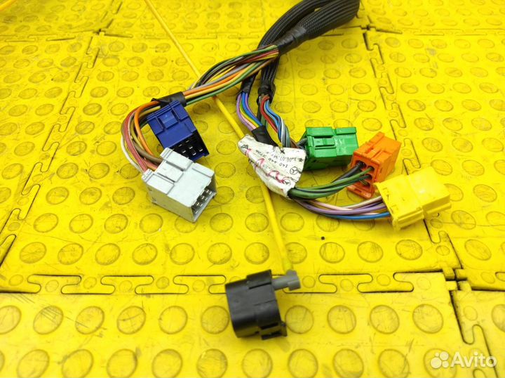 Проводка двери передняя правая Mercedes-Benz W140