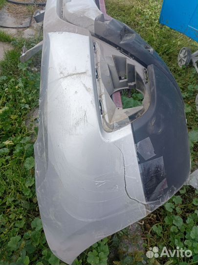 Бампер на renault duster 2018