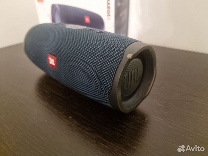 Колонка JBL charge 4