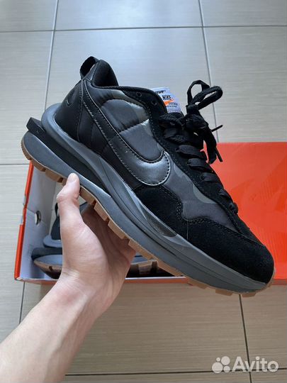 Кроссовки Sacai x Nike VaporWaffle black and gum