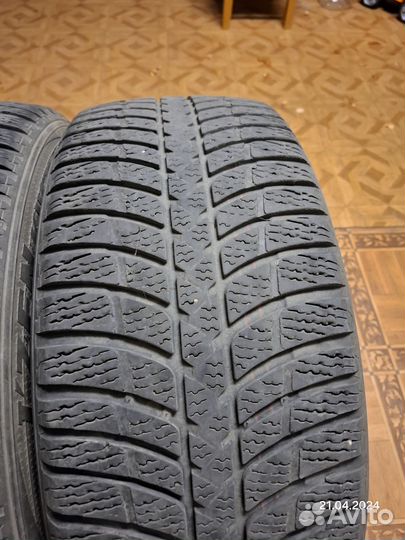 Kumho I'Zen KW23 215/50 R17 95H