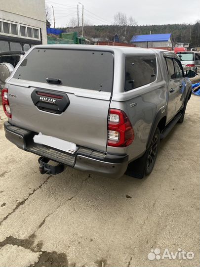 Продам крышку багажника