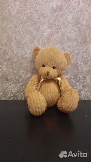 Игрушка медвежонок