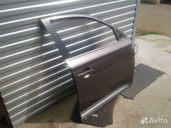 Передняя правая дверь Митсубиси Аутлендер 3 gf