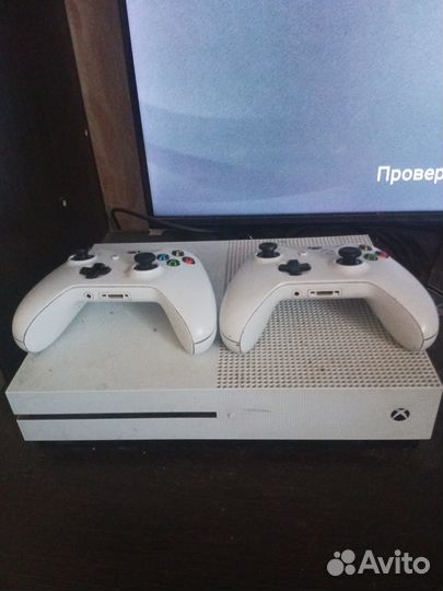 Xbox One s 1tb с играми