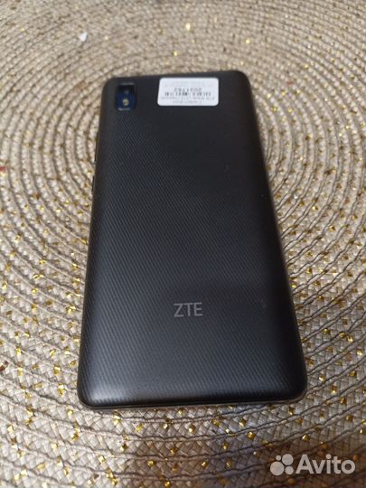 ZTE Blade L220, 2/32 ГБ