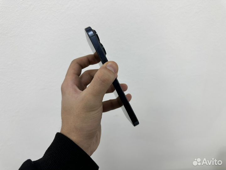 iPhone 15 Pro, 128 ГБ