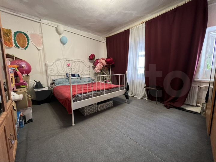 Комната 20 м² в 6-к., 3/3 эт.