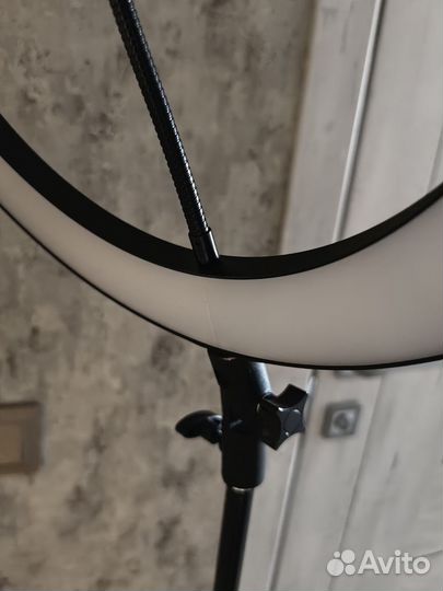 Кольцевая лампа 36