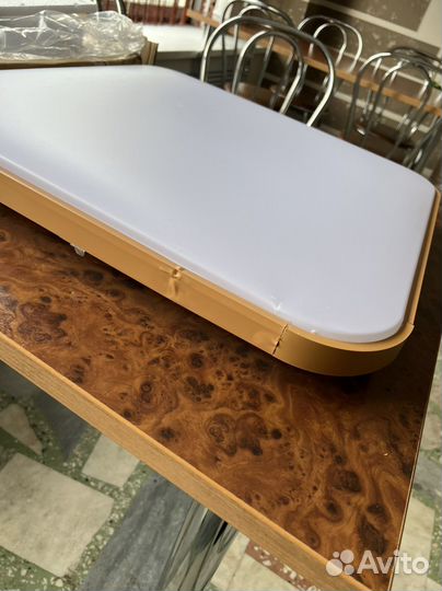 Светильник потолочный светодиодный