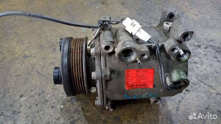 Компрессор кондиционера Мицубиси Оутлендер 1 4g64