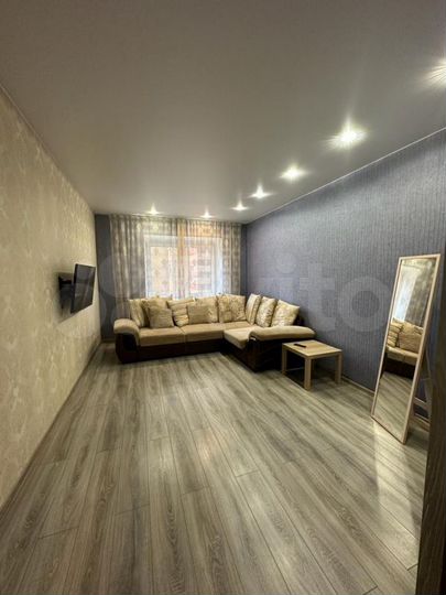 2-к. квартира, 70 м², 3/16 эт.