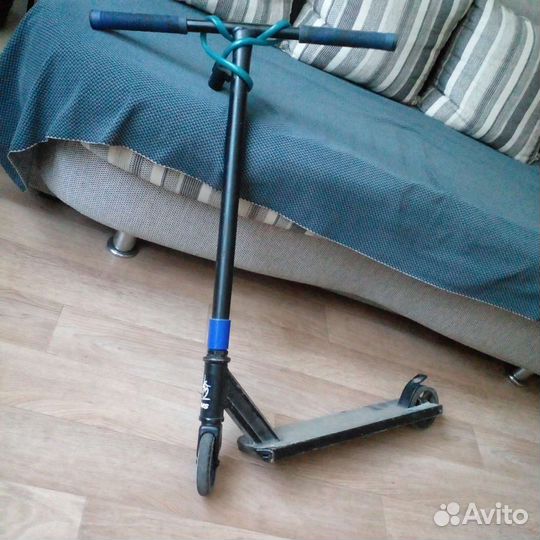 Трюковой самокат