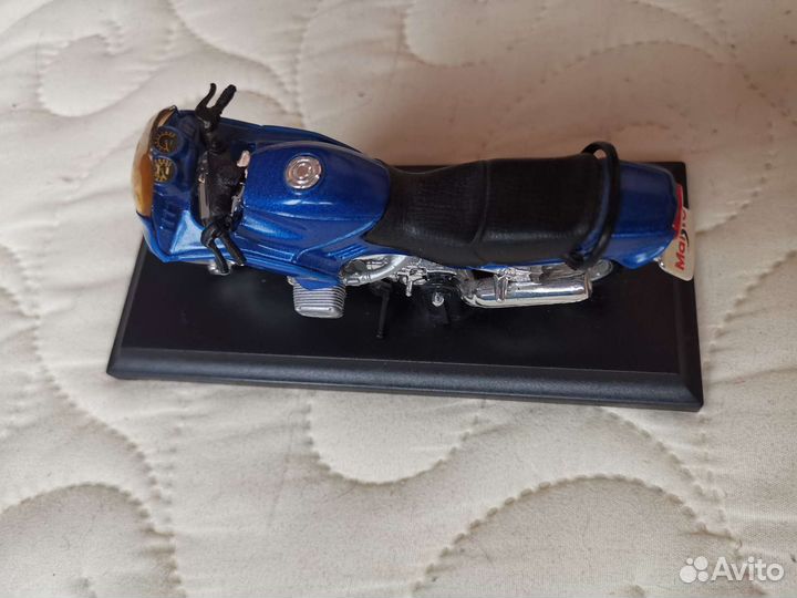 Модель мотоцикла BMW R1100RS