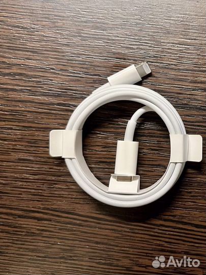 Новый кабель Apple typeC-lightning