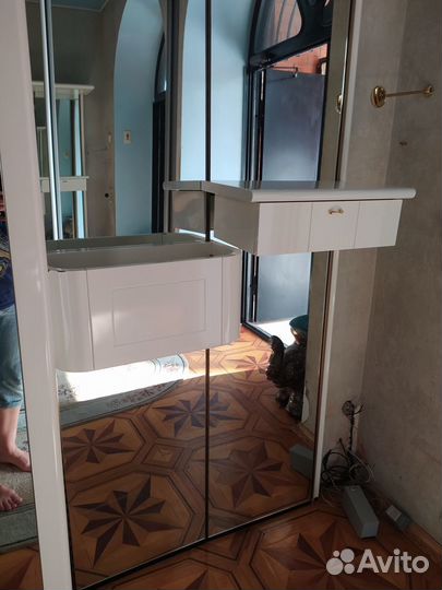 Прихожая шкаф зеркало