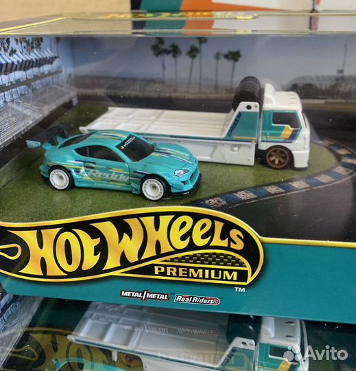 Hot Wheels Premium Diorama G-Reddy