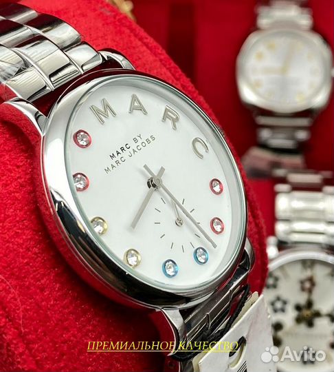 Красивые женские часы Marc Jacobs