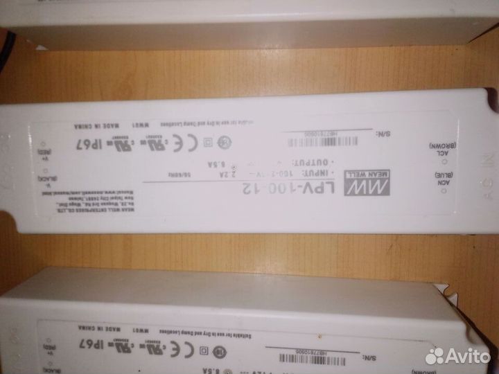 Источник питания LPV-100-12