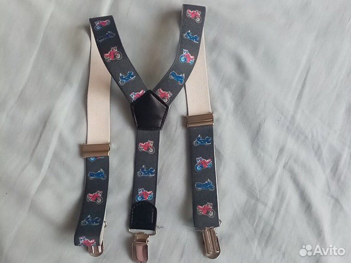 Свитер и джинсы