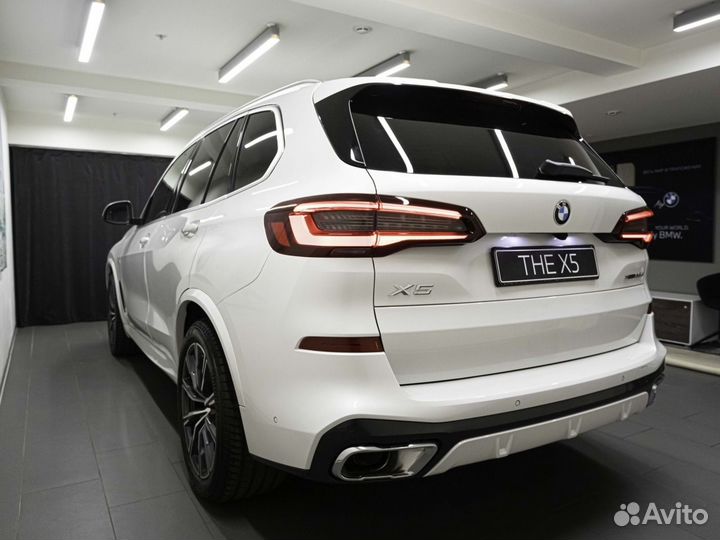 BMW X5 3 AT, 2022