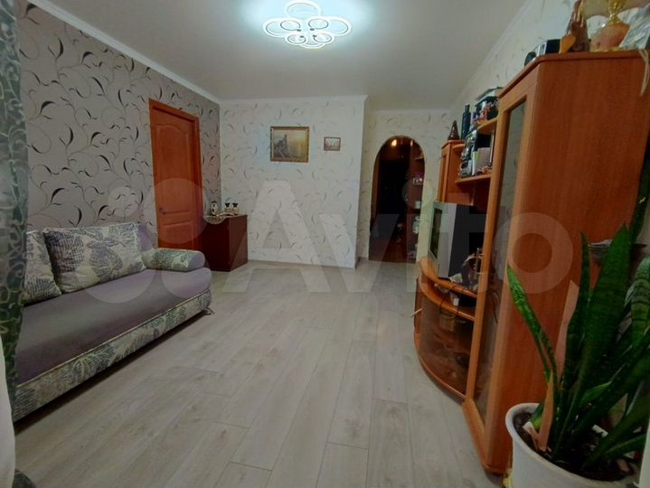 3-к. квартира, 52 м², 3/5 эт.