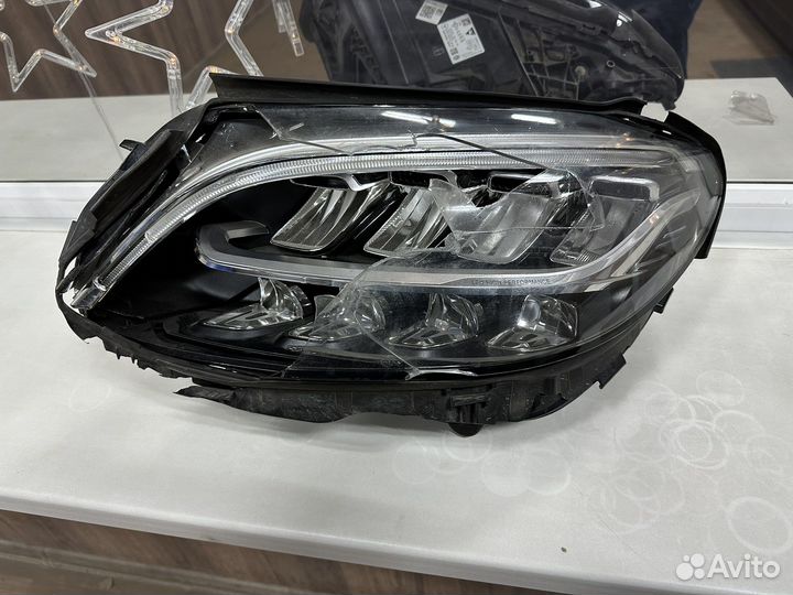 Mercedes c205 Фара Левая LED с Дефектом