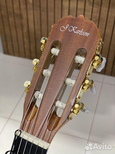 Классическая гитара для обучения J.Karlsson