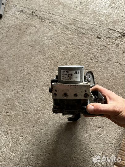 Блок abs aveo t300 95298939