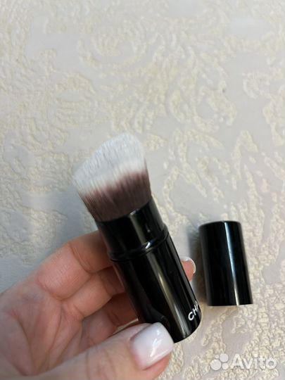 Кисти chanel, guerlain