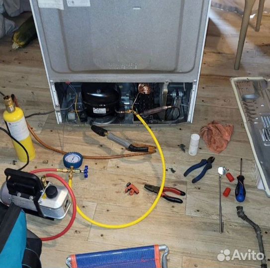 Ремонт бытовых холодильников